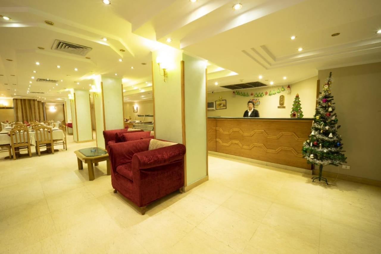 Queens Valley Hotel Luksor Zewnętrze zdjęcie