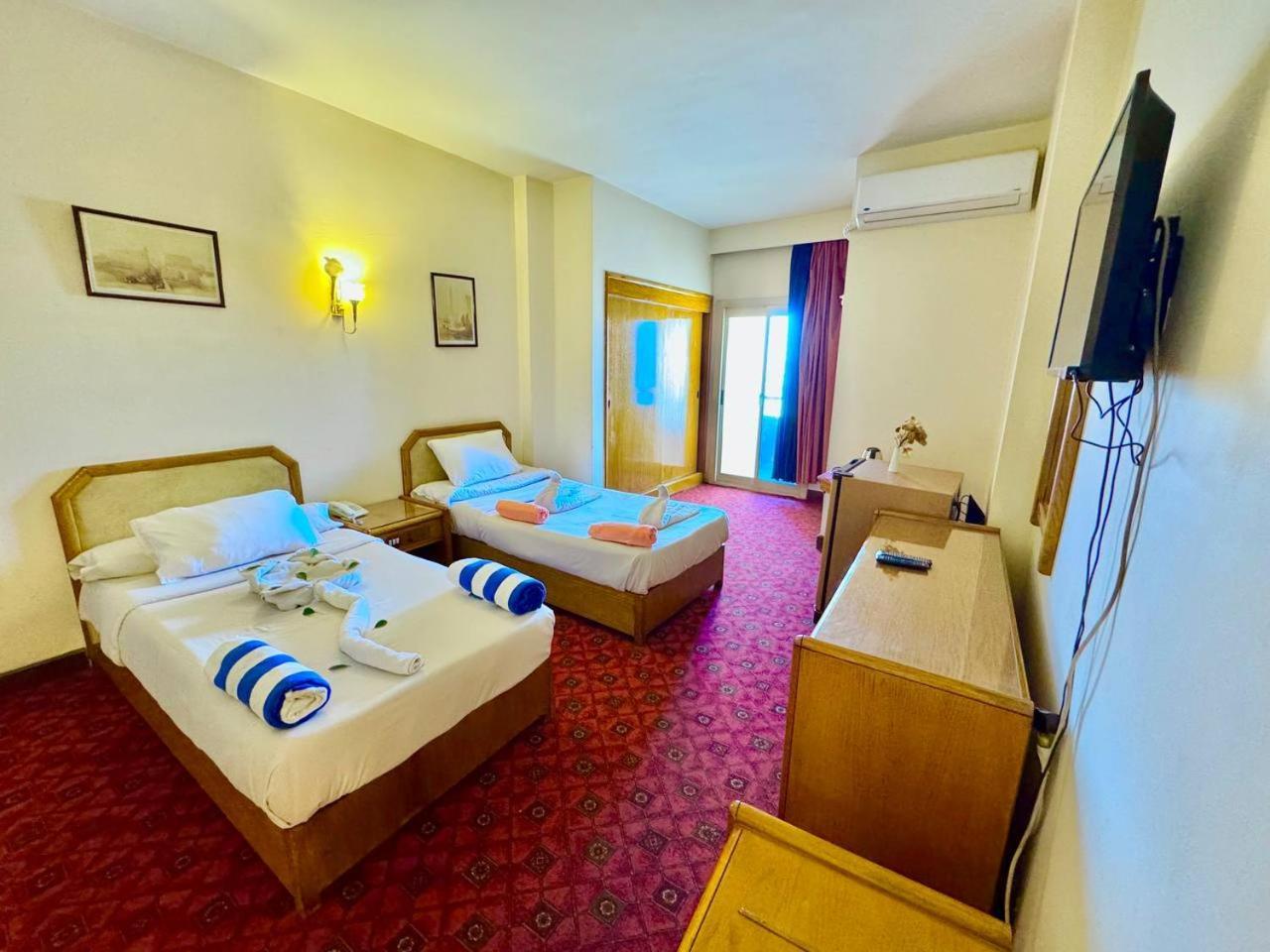 Queens Valley Hotel Luksor Zewnętrze zdjęcie