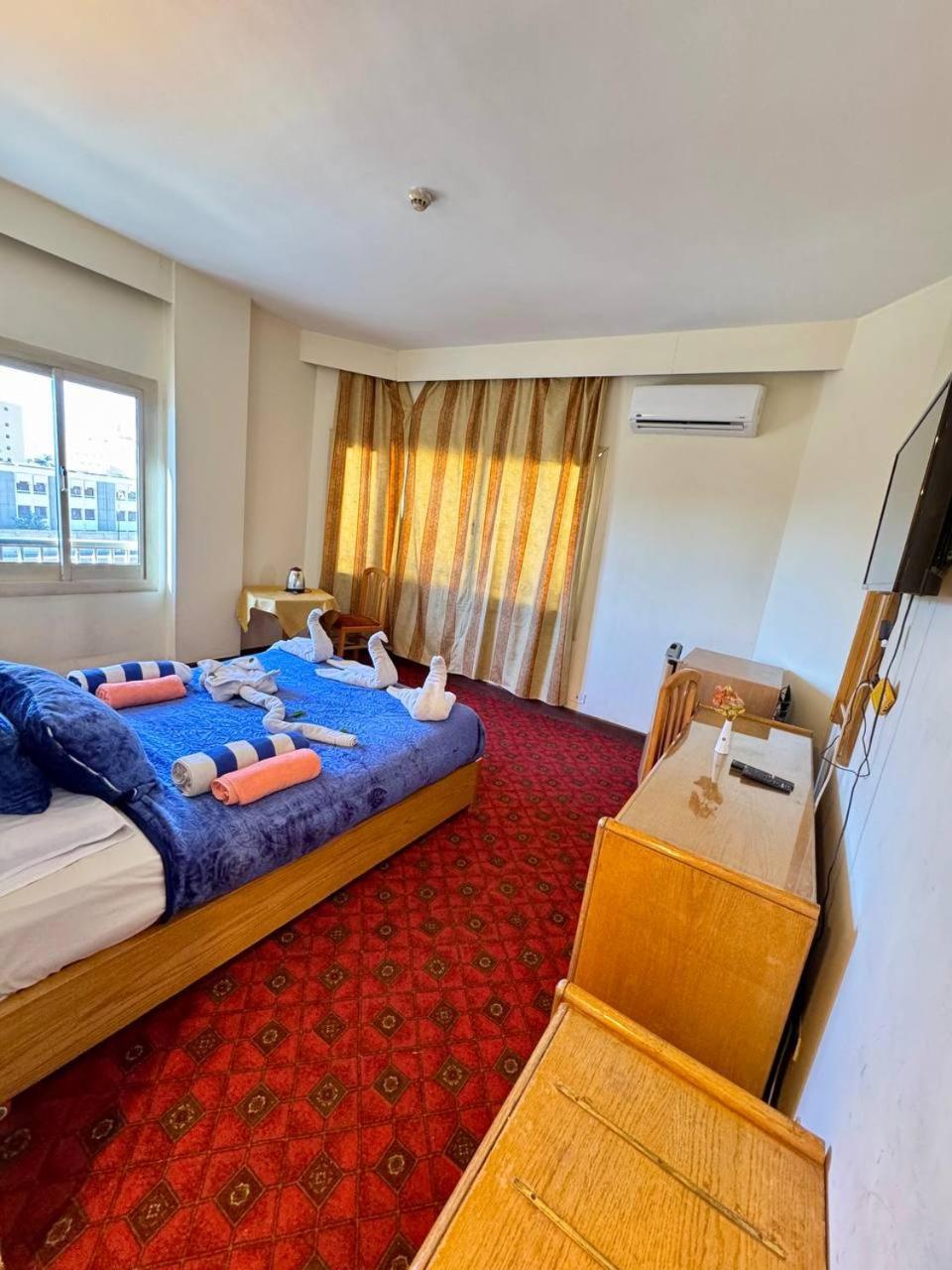 Queens Valley Hotel Luksor Zewnętrze zdjęcie