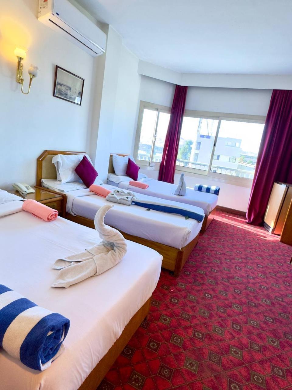 Queens Valley Hotel Luksor Zewnętrze zdjęcie