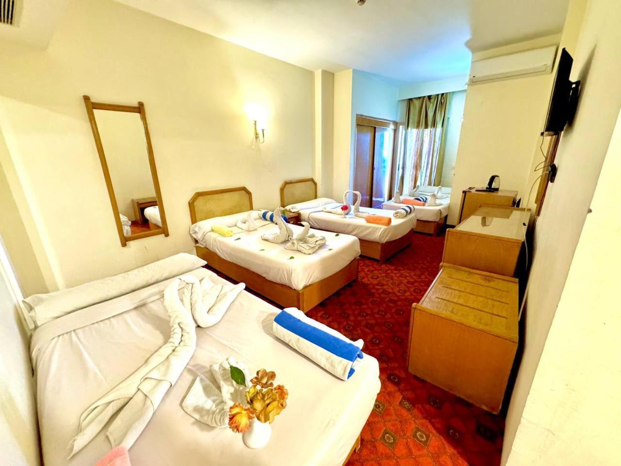 Queens Valley Hotel Luksor Zewnętrze zdjęcie