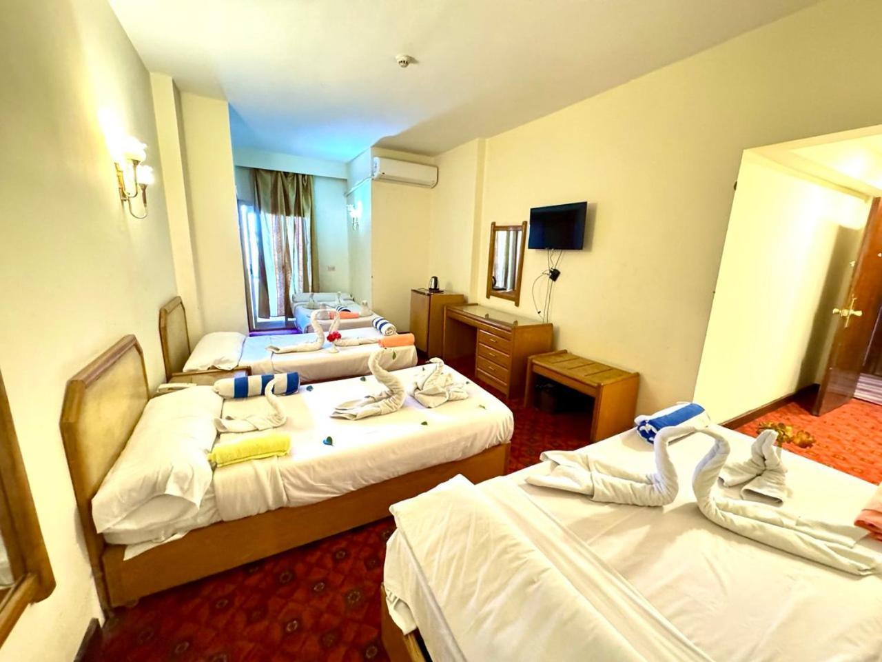 Queens Valley Hotel Luksor Zewnętrze zdjęcie